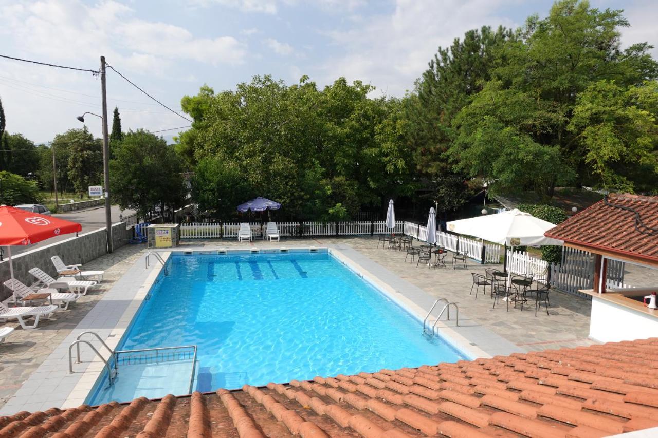 Camping Mitikas And Bungalows Plaka Litochorou Exterior foto