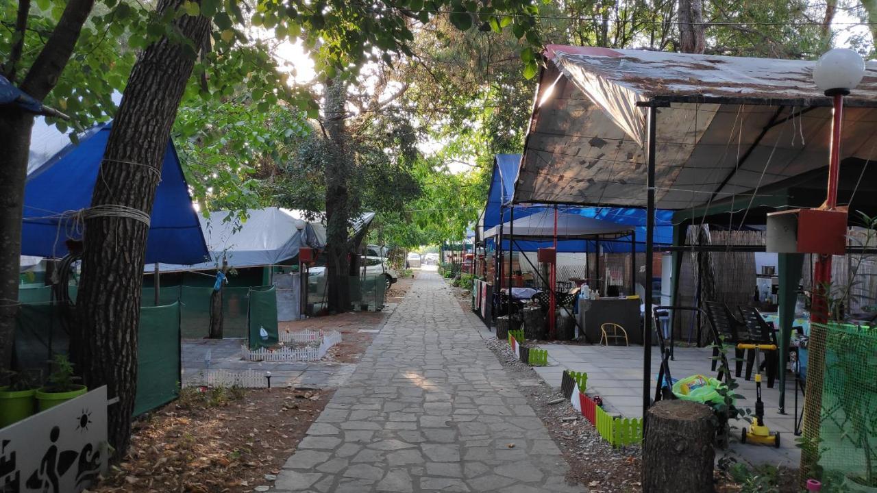 Camping Mitikas And Bungalows Plaka Litochorou Exterior foto